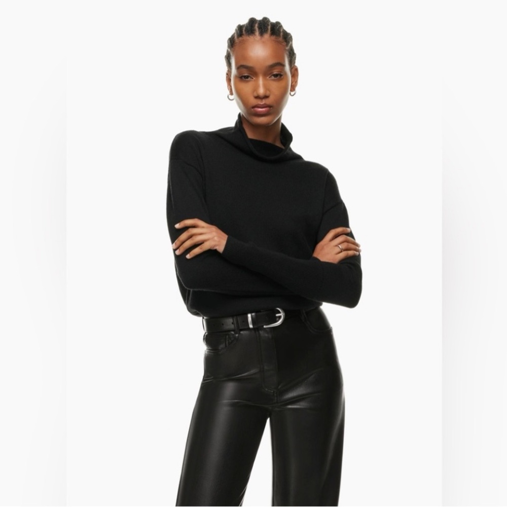 Aritzia Mockneck Knit new Cashmere black cozy Sweater Size 2XS